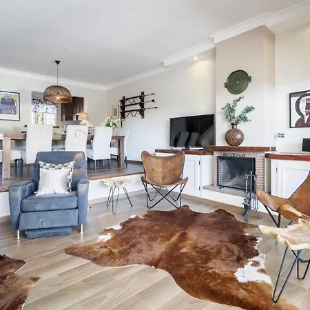 Mb-spacious Townhouse With Private Pool Holiday home Estepona