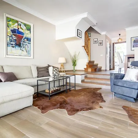 Mb-spacious Townhouse With Private Pool Estepona