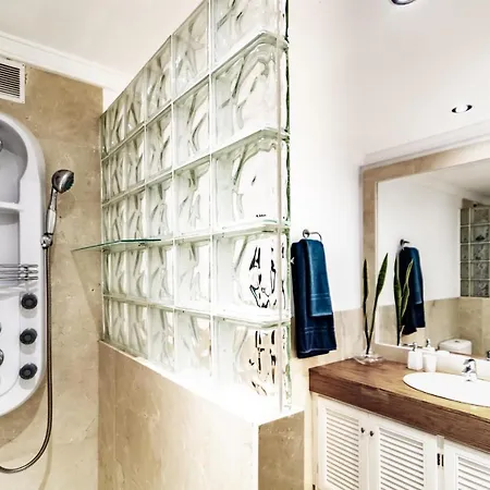 Mb-spacious Townhouse With Private Pool * Estepona